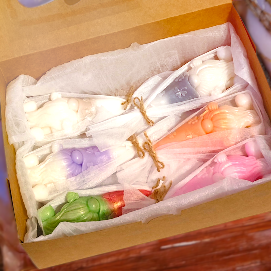 Santa Candle Gift Set – 6 Pieces of Christmas Joy