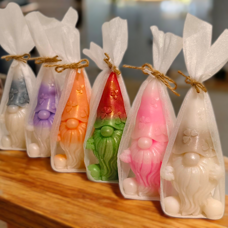 Santa Candle Gift Set – 6 Pieces of Christmas Joy