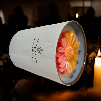 Daisy Flower Design Scented Jar Candle – Soy Wax
