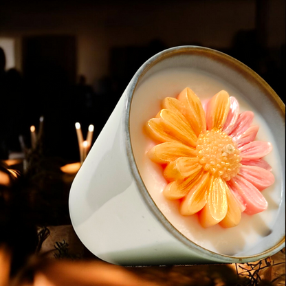 Daisy Flower Design Scented Jar Candle – Soy Wax